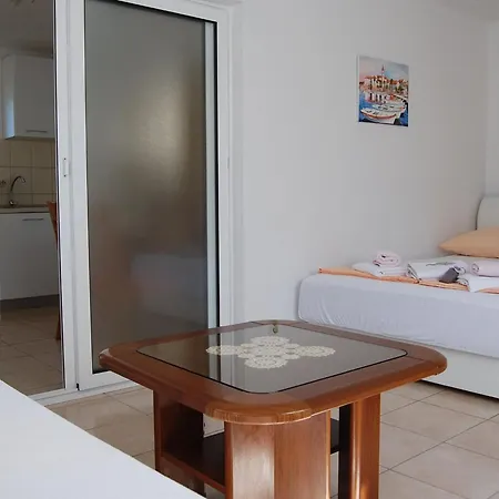 Lili- One Bedroom With Terrace St